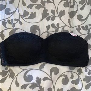 VS black lace padded bandeau
